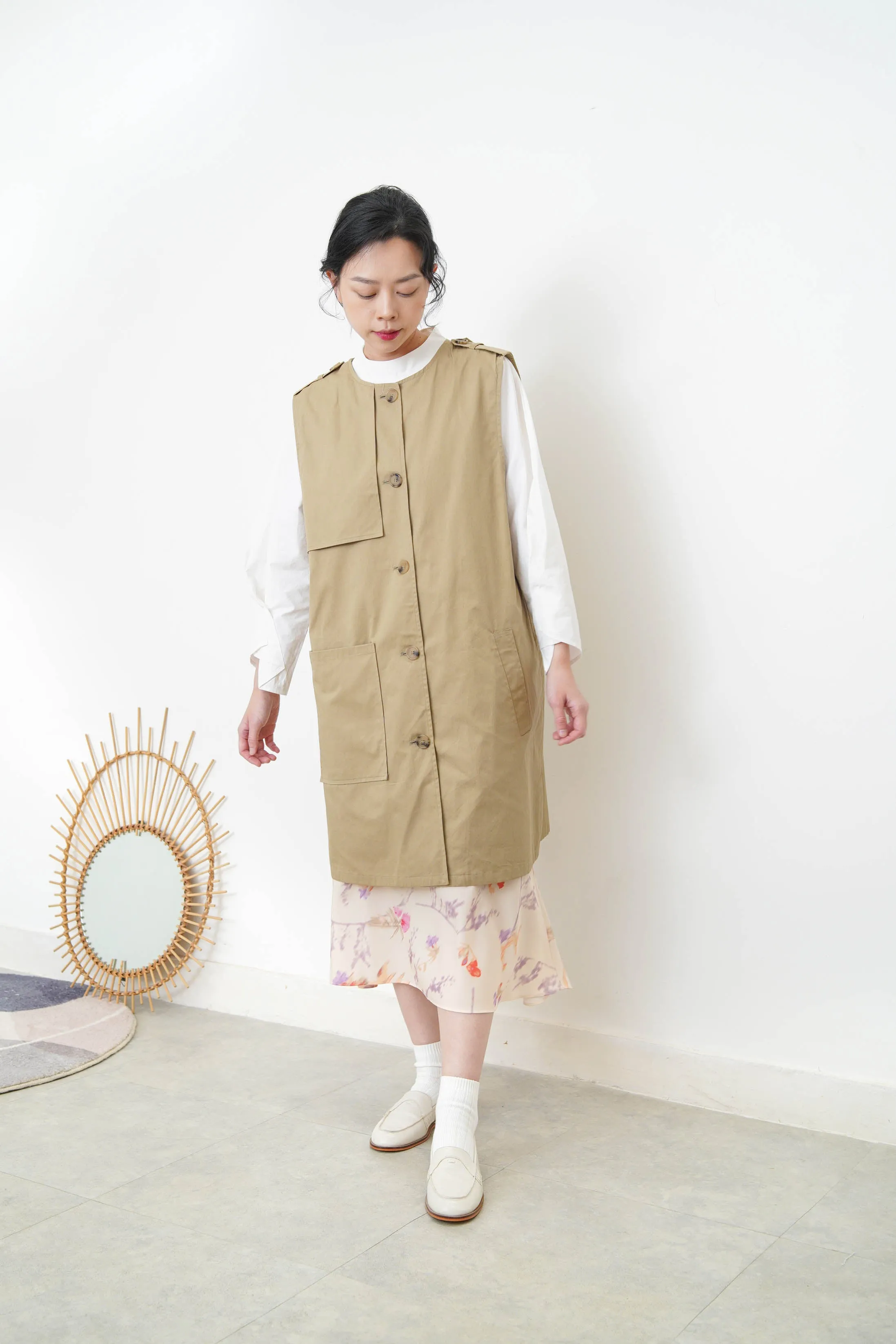 Beige vest trench coat