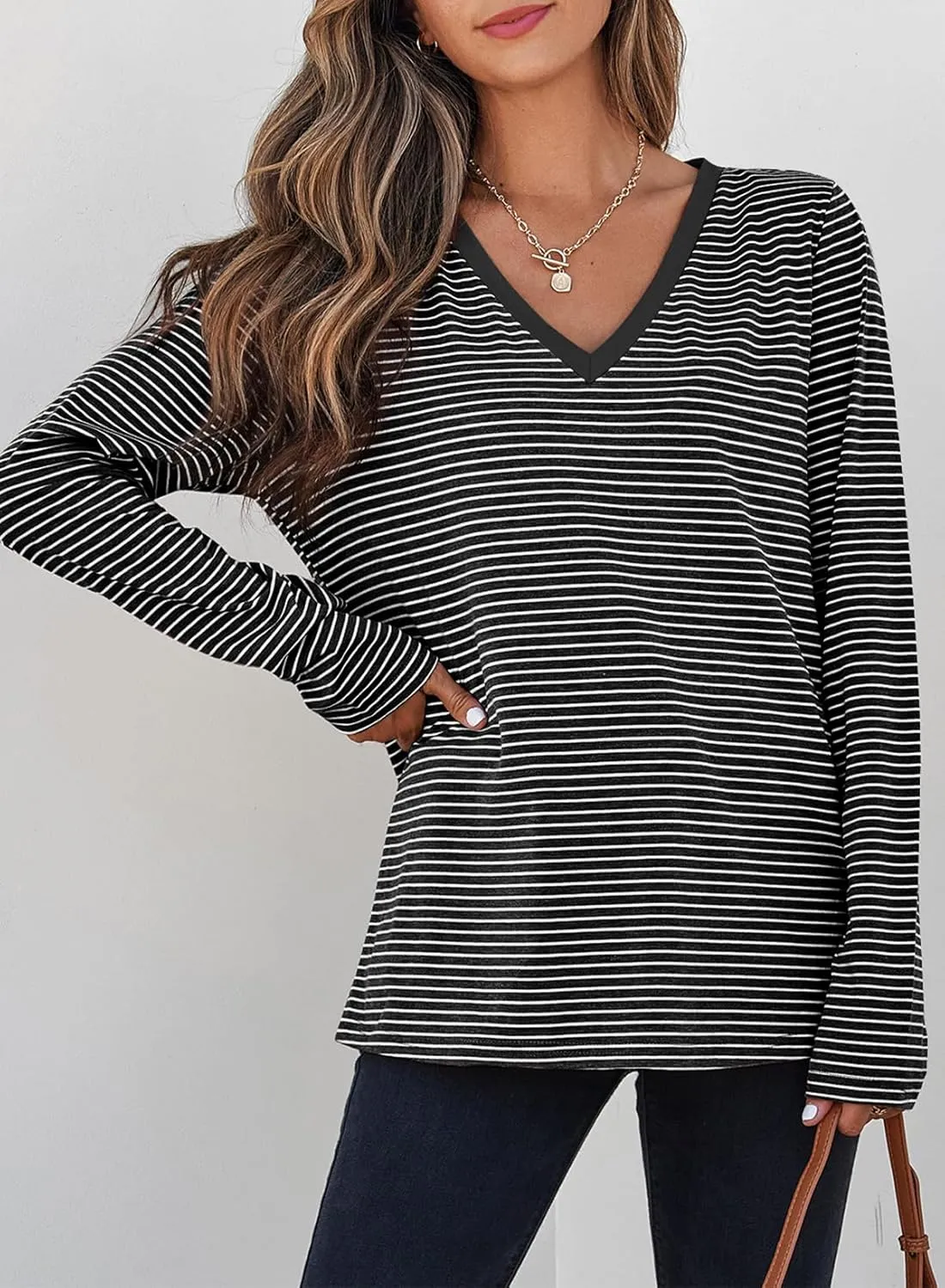 EVALESS Spring Summer Tops for Women Trendy V Neck Long Sleeve Shirts 2025 Basic T Shirts Loose Tee Clothes Casual Outfits