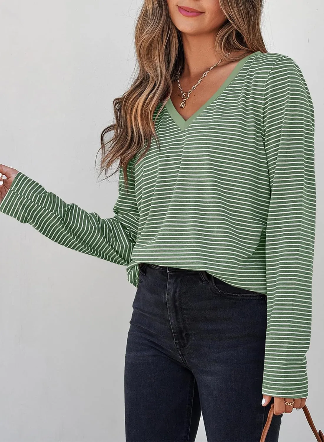 EVALESS Spring Summer Tops for Women Trendy V Neck Long Sleeve Shirts 2025 Basic T Shirts Loose Tee Clothes Casual Outfits