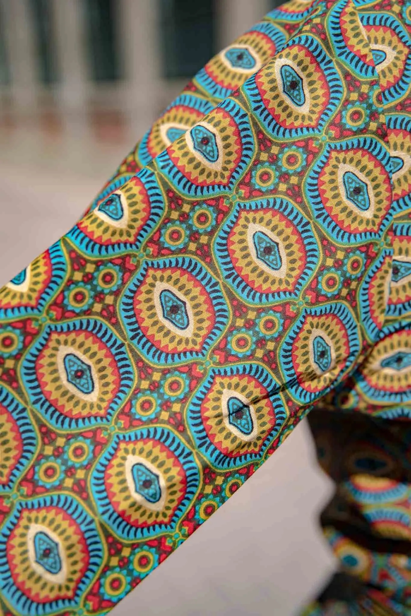 Happy suit- de enige echte- blue sky - boho pants & butterfly shirt