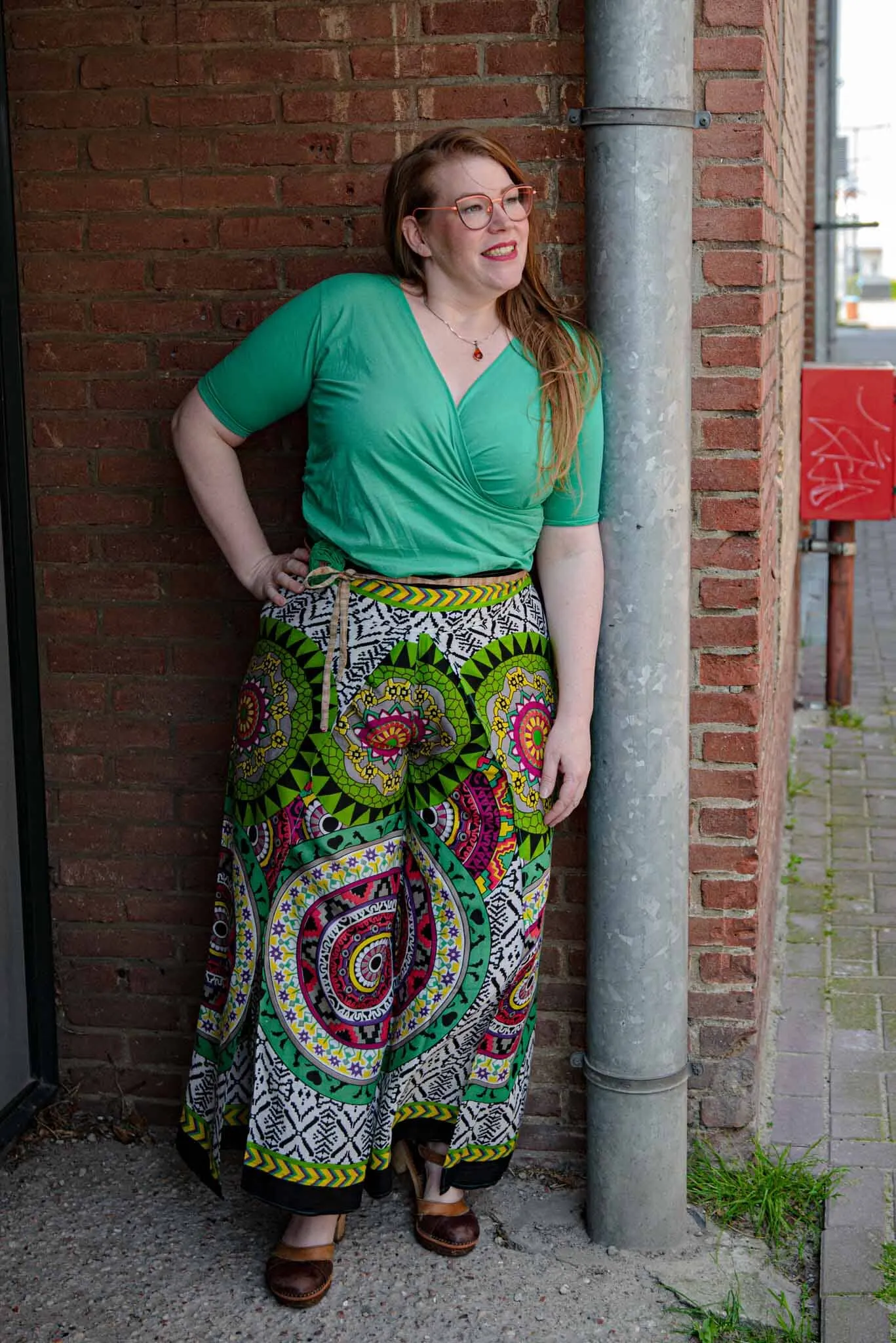 Happy suit- de enige echte- zwart & wit - boho pants & butterfly shirt