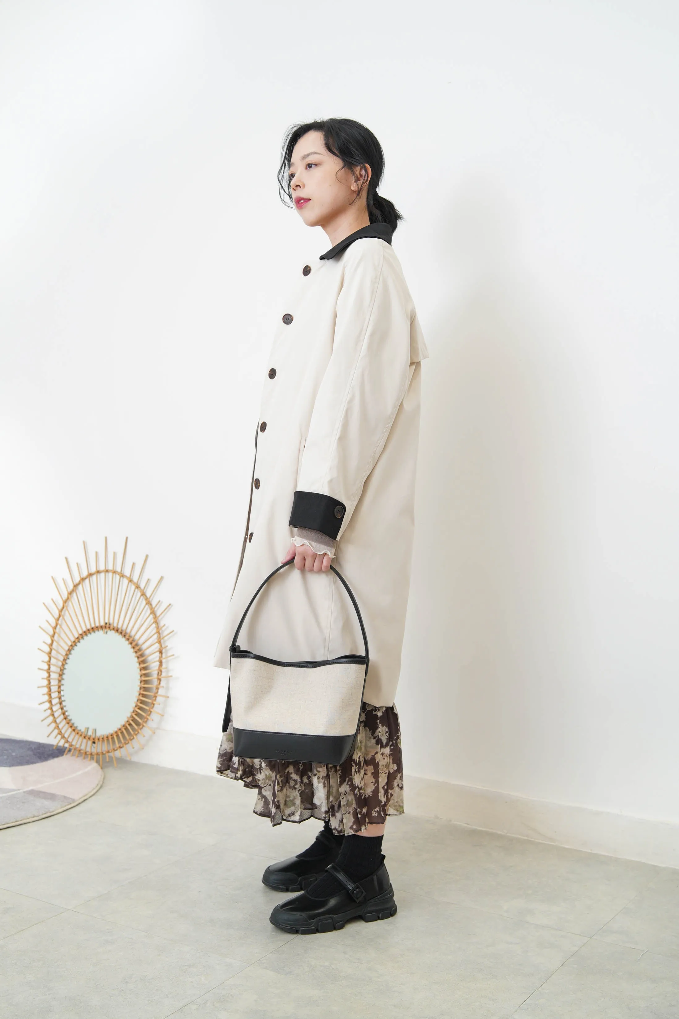 Trench coat w/ contrast sleeves